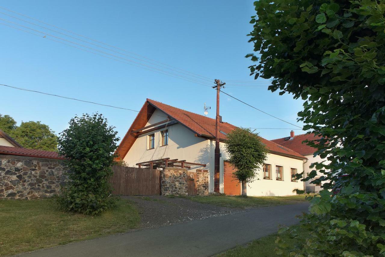 Apartament Zeleny Statek Bzova Zewnętrze zdjęcie
